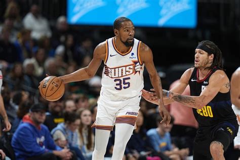 Kevin Durant scores 30 points to lead Suns to another win in .